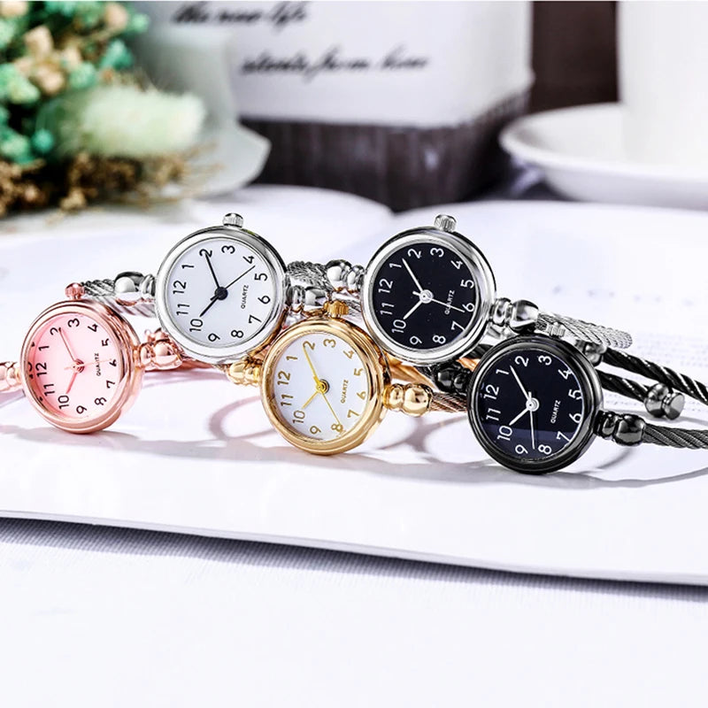 Relojes YIKAZE para mujer, reloj de pulsera con brazalete de oro pequeño, reloj de pulsera de cuarzo Retro de acero inoxidable para mujer, reloj de vestir a la moda