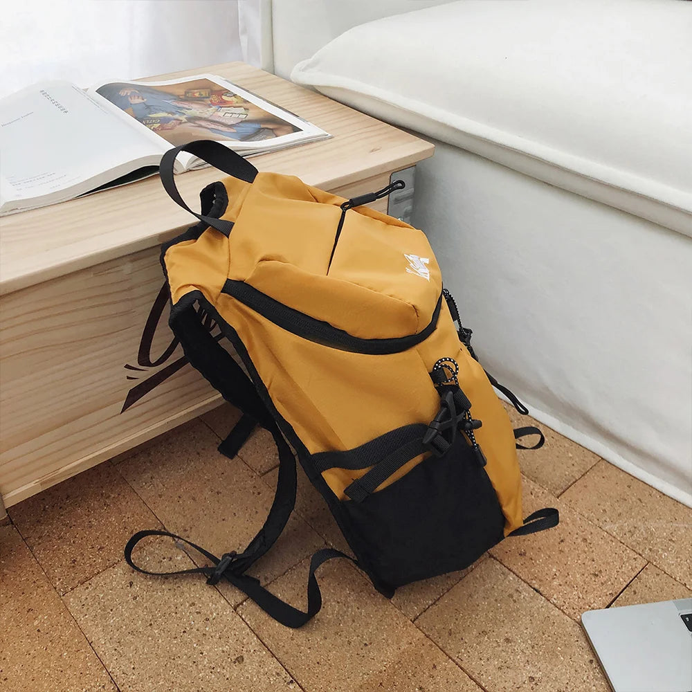 Mini Mochila para Exteriores con Diseño de Montaña, Ligera, con Correa Ajustable, para Senderismo, Viajes, Campamento, Excursiones Diarias al Aire Libre