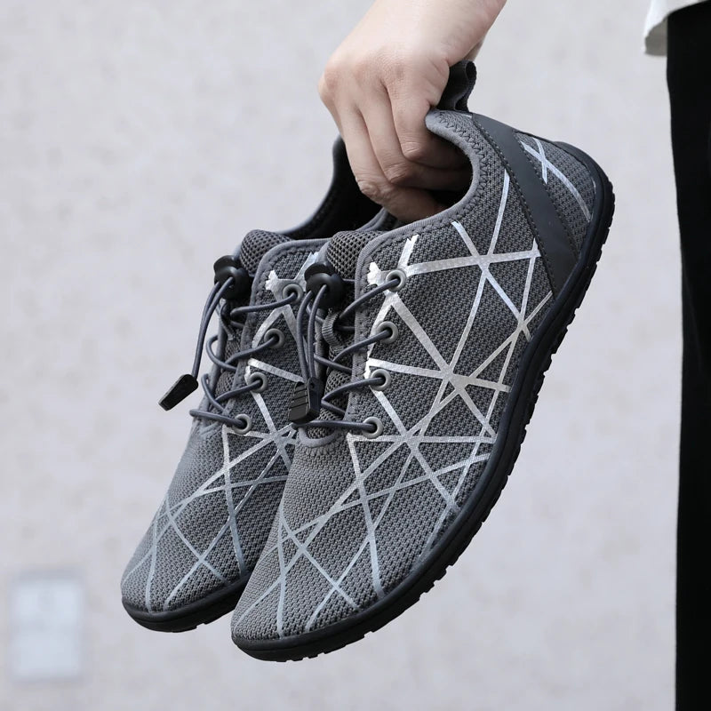 Zapatos informales transpirables para hombre, zapatos de agua ligeros antideslizantes Unisex, zapatos vulcanizados flexibles para mujer, zapatos de senderismo al aire libre 2025