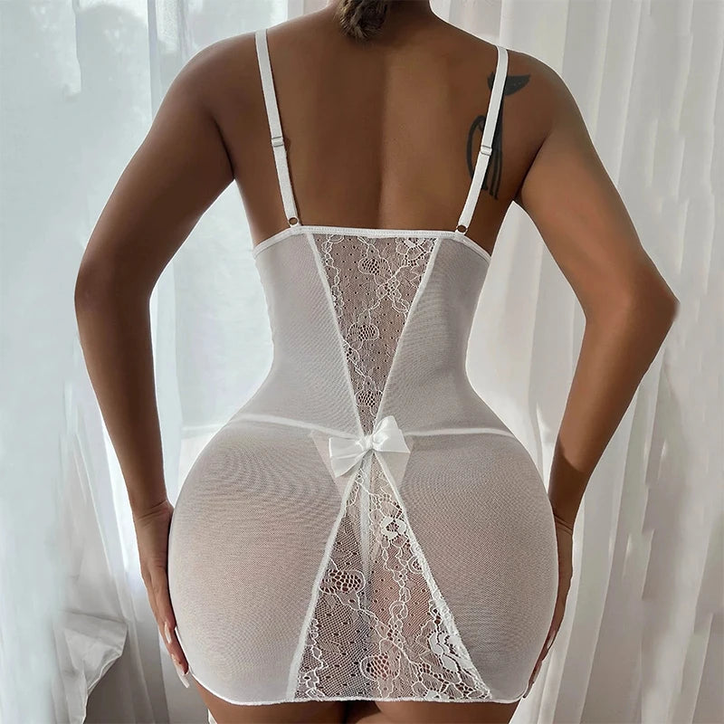 Vestido Transparente con Escote en V y Tanga, Lencería Sexy