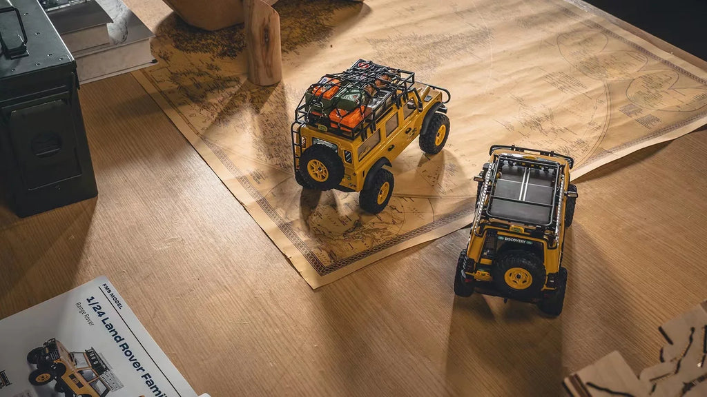 Auto de Control Remoto FMS Land Rover 1/24 Todo Terreno RC