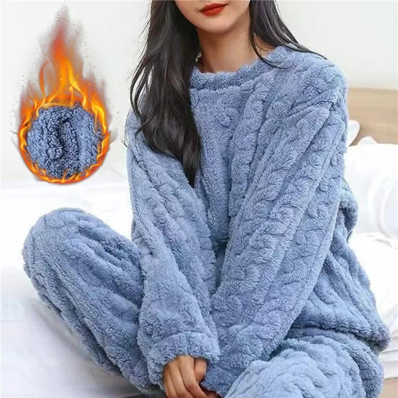 Conjunto de Pijama Cálido de Terciopelo Coral para Mujer