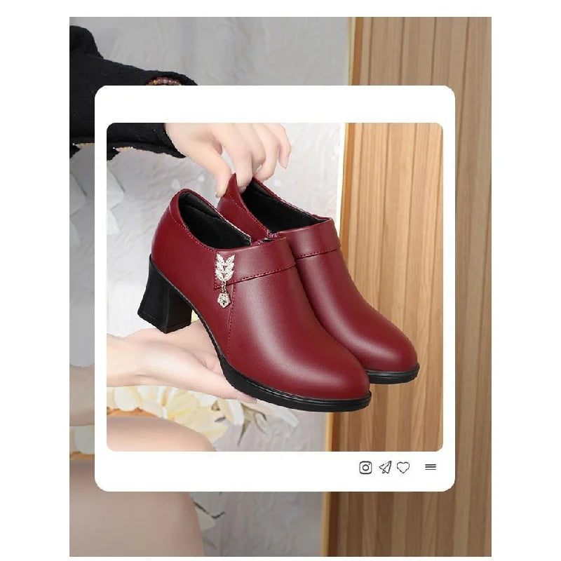 Zapatos de mujer de piel suave con tacón grueso, cierre de cremallera, boca poco profunda, punta puntiaguda con diamantes de imitación, zapatos de tacón de corte bajo a la moda