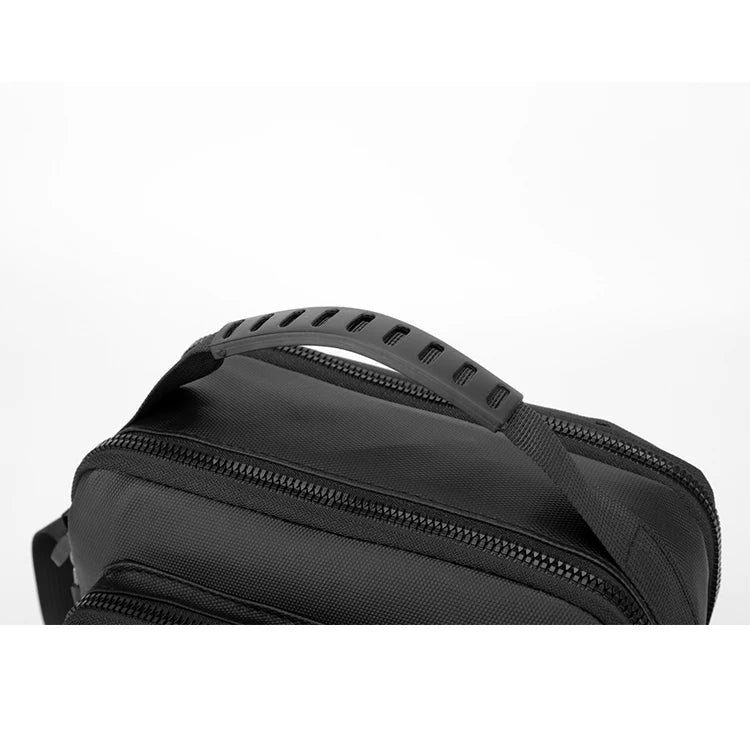 Bolso bandolera duradero, correa ajustable para el hombro, diseño multicapa, cremallera segura: bolsa de almacenamiento multifuncional