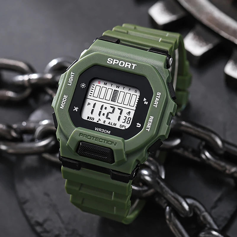 Reloj deportivo YIKAZE para hombre, relojes digitales LED resistentes al agua, tendencia de aventura al aire libre para estudiantes, reloj electrónico multifuncional para regalo