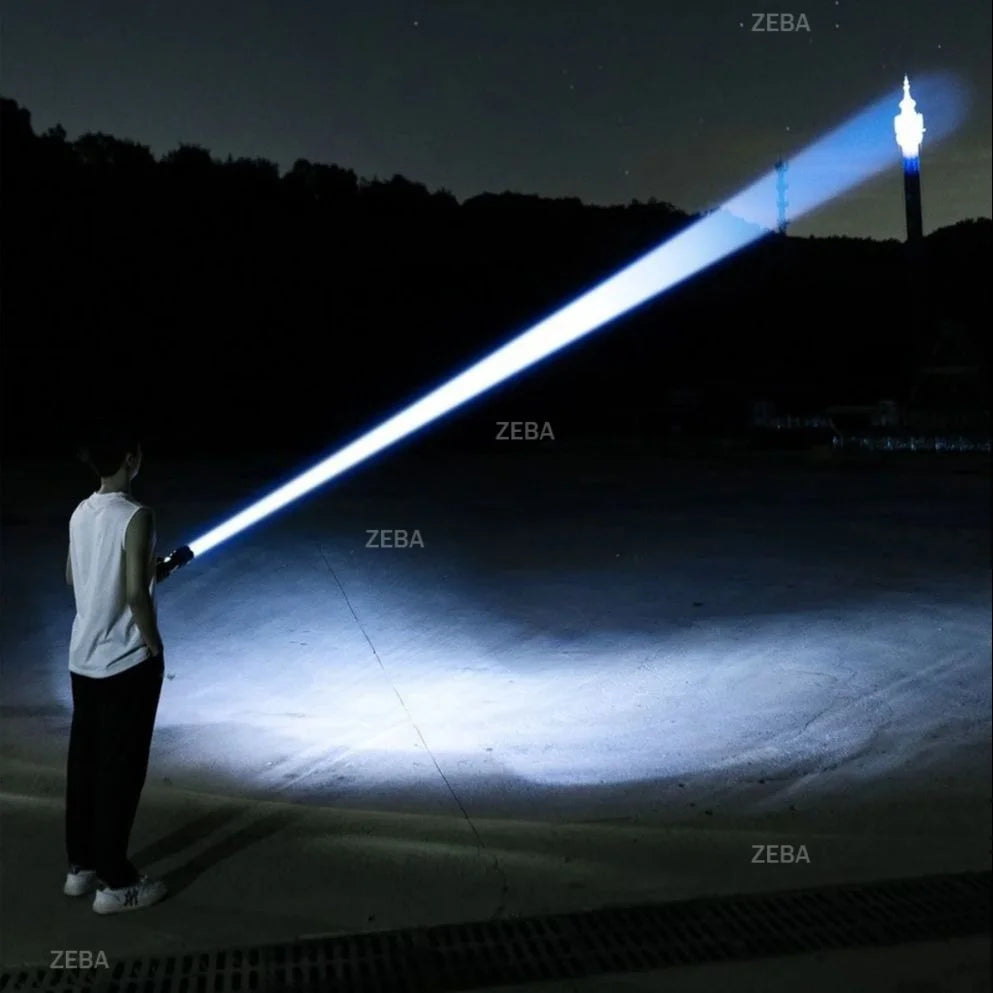Linterna LED Táctica Recargable de Alta Potencia 680000LM Batería 15000mAh