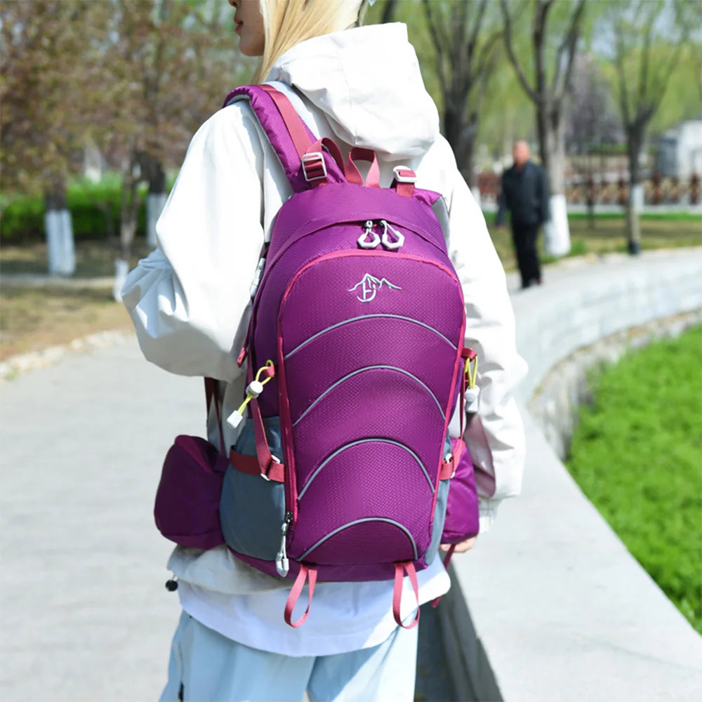 Mochila de Senderismo Ligera y Transpirable, 20-35L