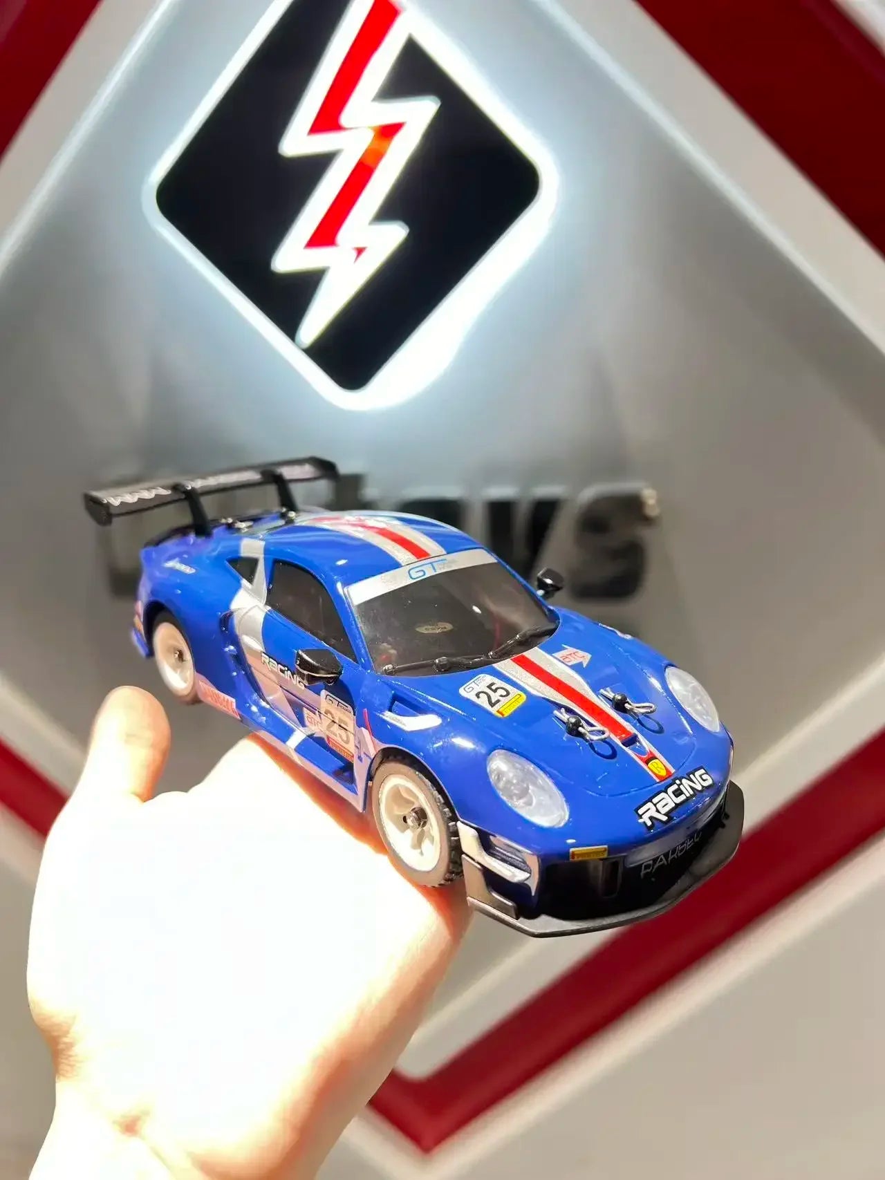 Wltoys RC 284019 Control remoto 1/28 30 Km/H Mosquito de carreras de alta velocidad 2,4 GHz todoterreno RTR Rally Drift Car