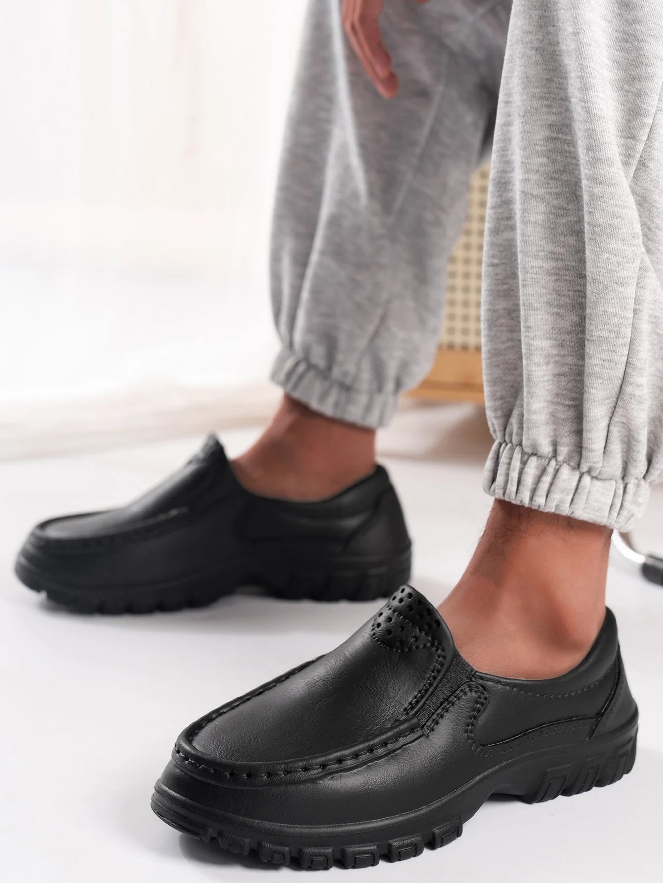 Zapatos informales para hombre, impermeables, antideslizantes, suela gruesa, resistentes al desgaste, transpirables, suela suave, zapatos casuales sin cordones