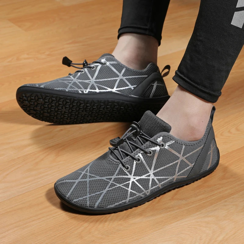 Zapatos informales transpirables para hombre, zapatos de agua ligeros antideslizantes Unisex, zapatos vulcanizados flexibles para mujer, zapatos de senderismo al aire libre 2025