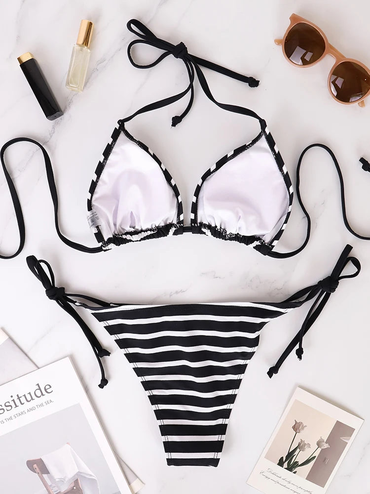 Conjunto de dos piezas de vendaje triangular para mujer, ropa de playa Sexy de verano a rayas en blanco y negro, traje de baño para playa, Bikini de estilo para mujer