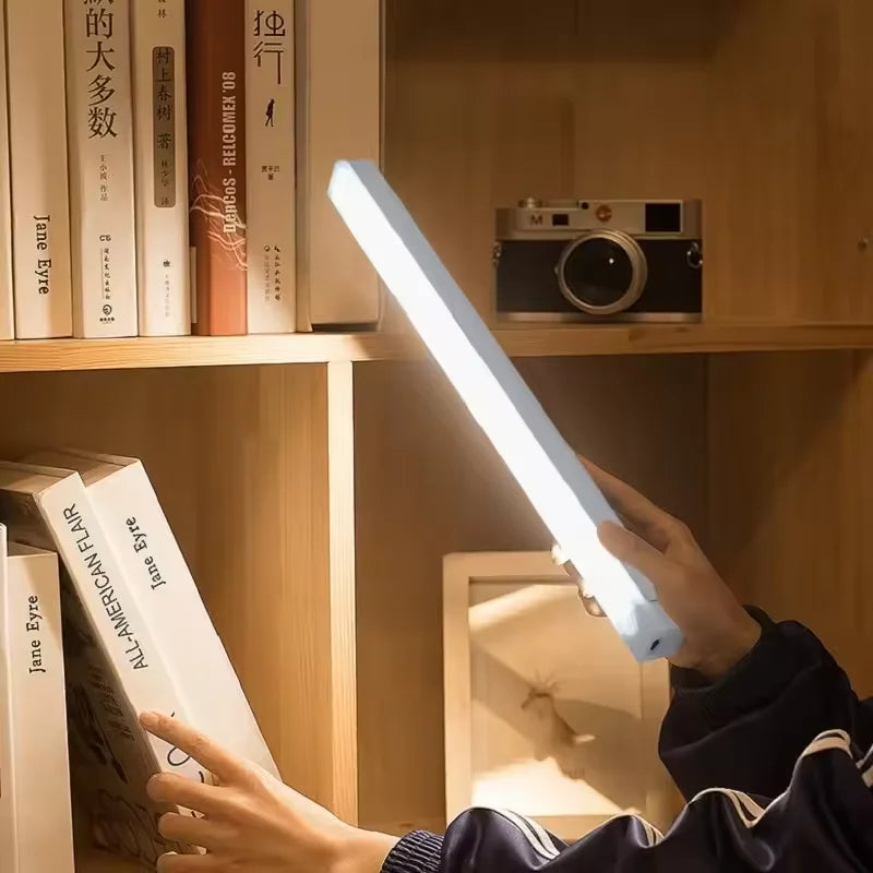 Barra LED con Sensor de Movimiento Recargable USB