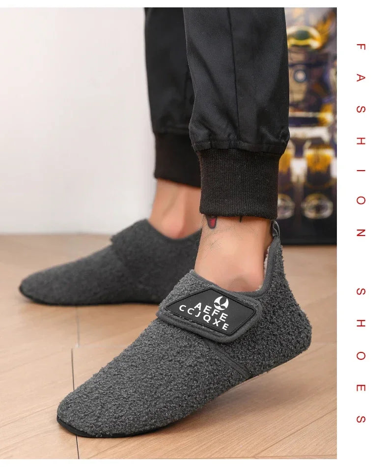 YRZL zapatos de algodón de invierno para hombre, zapatillas ligeras sin cordones cálidas, mocasines de algodón de felpa para dormitorio y hogar, zapatos cálidos de invierno para hombre
