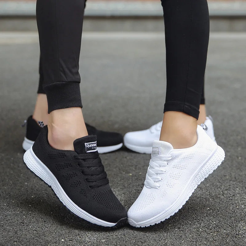 Zapatos informales para mujer, zapatillas planas de malla transpirables a la moda, zapatillas de deporte para mujer 2021, zapatos vulcanizados para gimnasio, calzado blanco para mujer