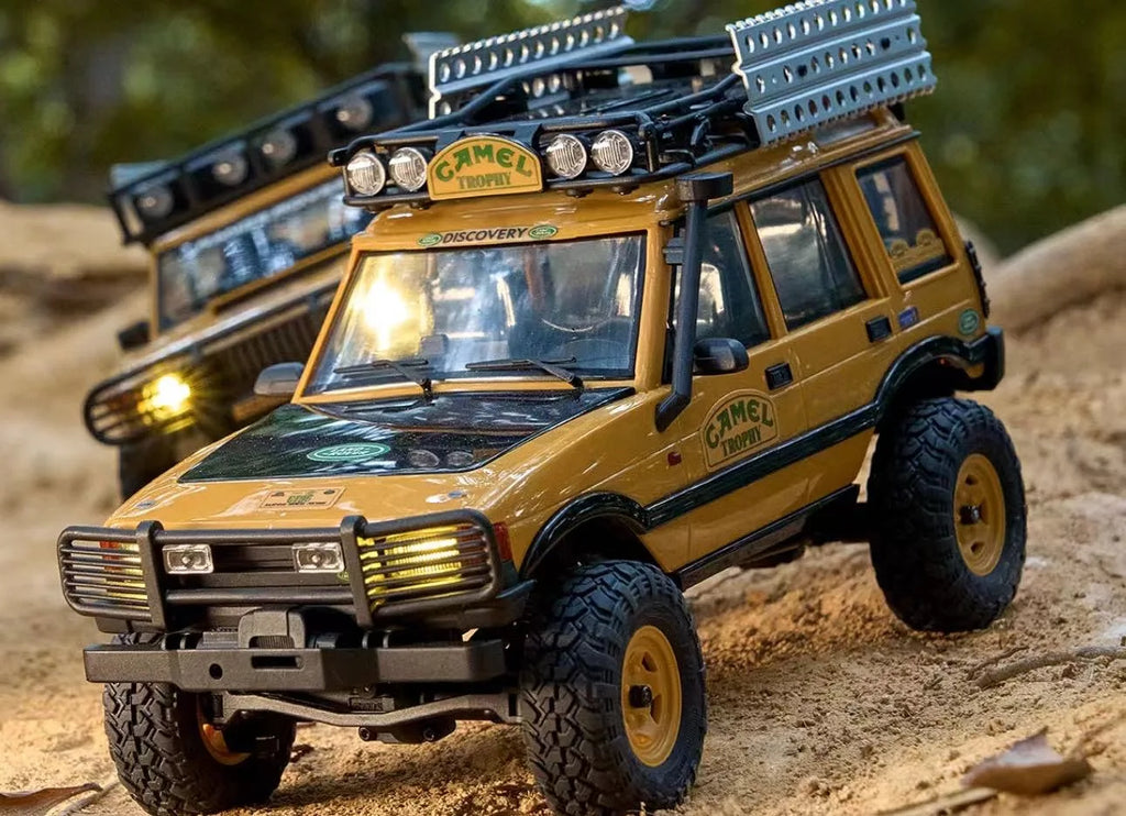 Auto de Control Remoto FMS Land Rover 1/24 Todo Terreno RC