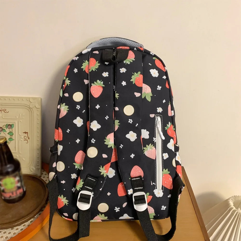 Mochila de Nailon con Estampado de Fresas, Linda y Ligera, Resistente al Agua, con Múltiples Bolsillos, para la Escuela y Uso Diario