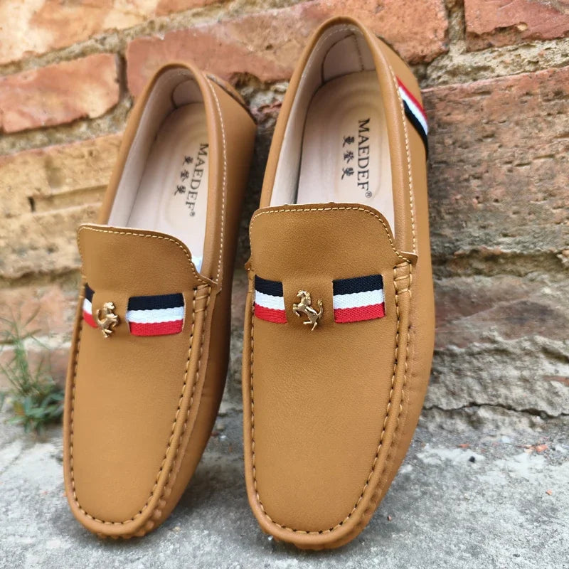 YRZL Mocasines blancos Mocasines de cuero PU negro para hombre Mocasines casuales sin cordones Hombres Mocasines cómodos Zapatos de conducción para hombres