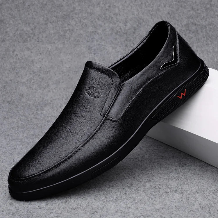 CLOHOO Zapatos casuales de negocios para hombres Calzado de cuero con parte inferior de goma de piel de vaca en capas hecho a mano para oficina y ocio