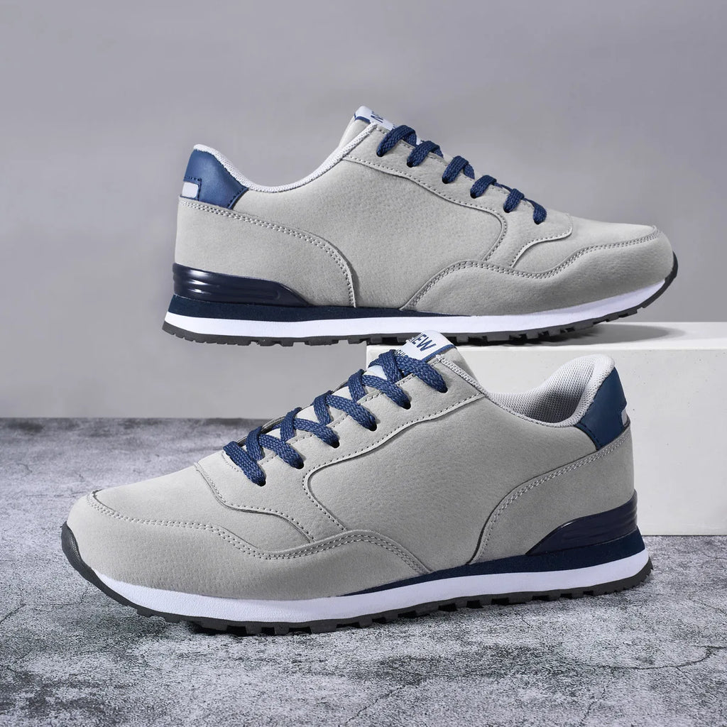 Nuevas de cuero, zapatos para correr para hombre, zapatillas Unisex cálidas de invierno, zapatos ligeros para caminar para mujer, zapatos deportivos de plantilla suave con cordones 37-47