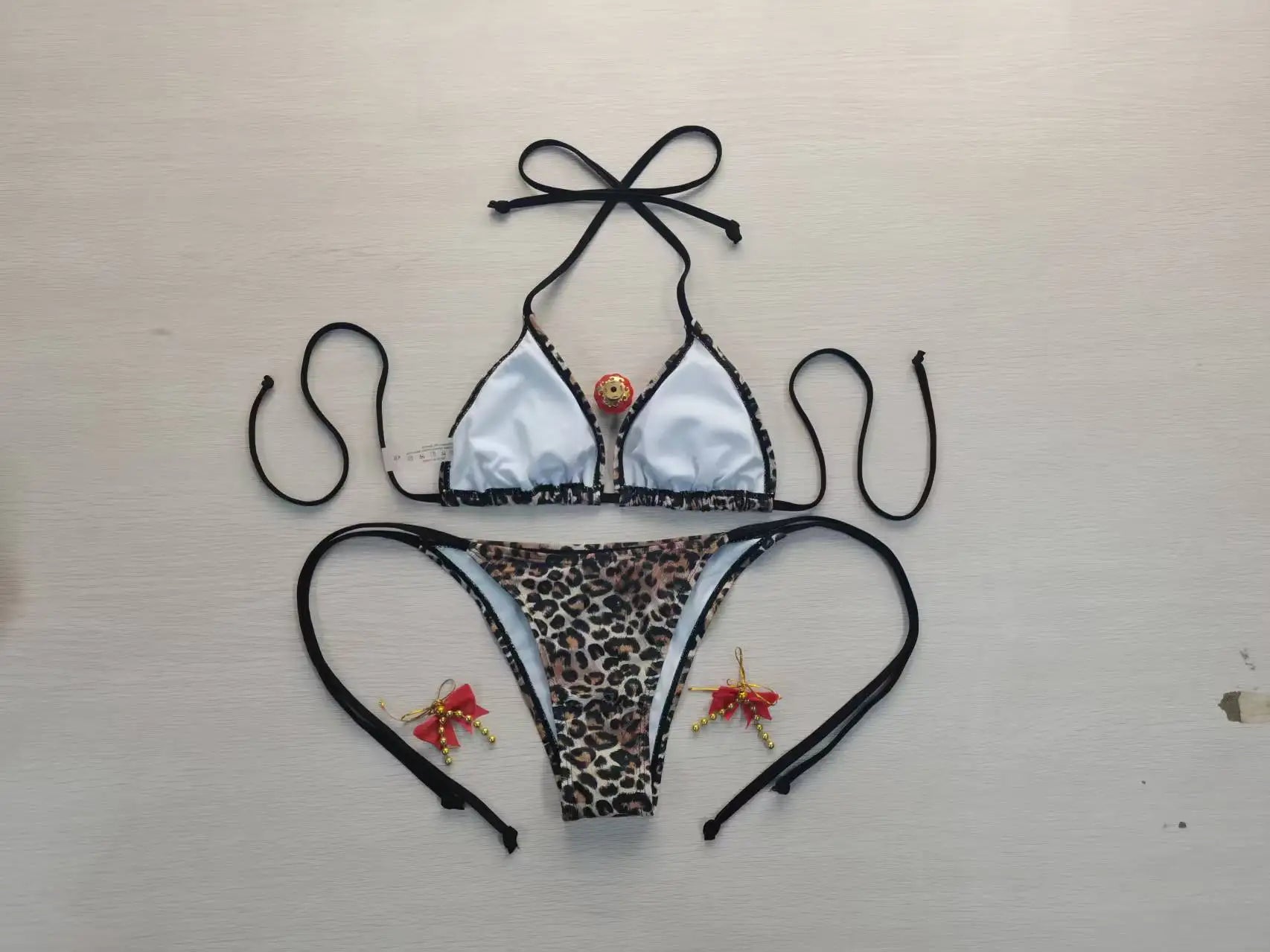 Bikini elegante con estampado de leopardo y espalda descubierta para mujer, traje de baño europeo y americano, diseño sexy, ropa de playa de verano