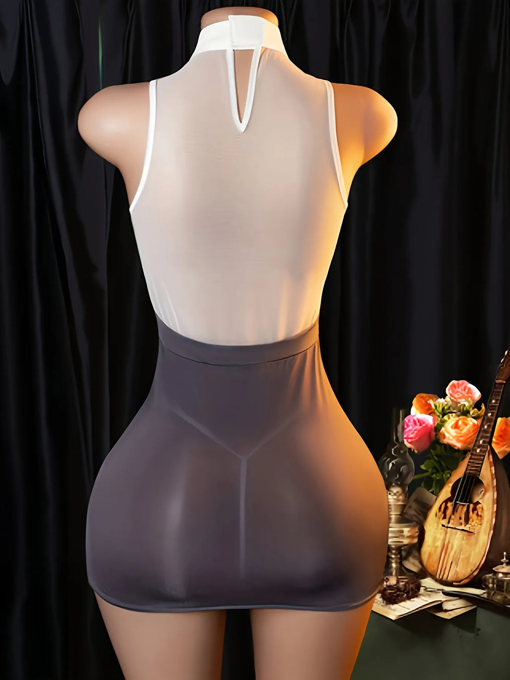 Body de Encaje Floral con Cuello Halter para Mujer
