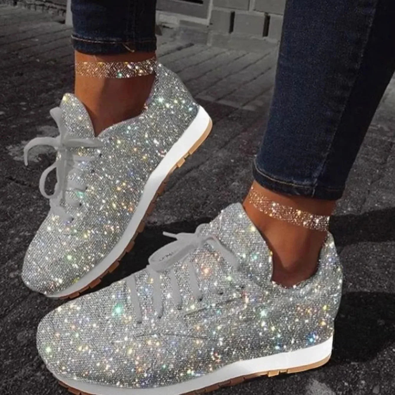 2025 nuevas zapatillas planas para mujer, zapatos vulcanizados ostentosos informales, zapatos de malla con cordones para mujer, zapatos de plataforma de talla grande a la moda para exteriores para mujer