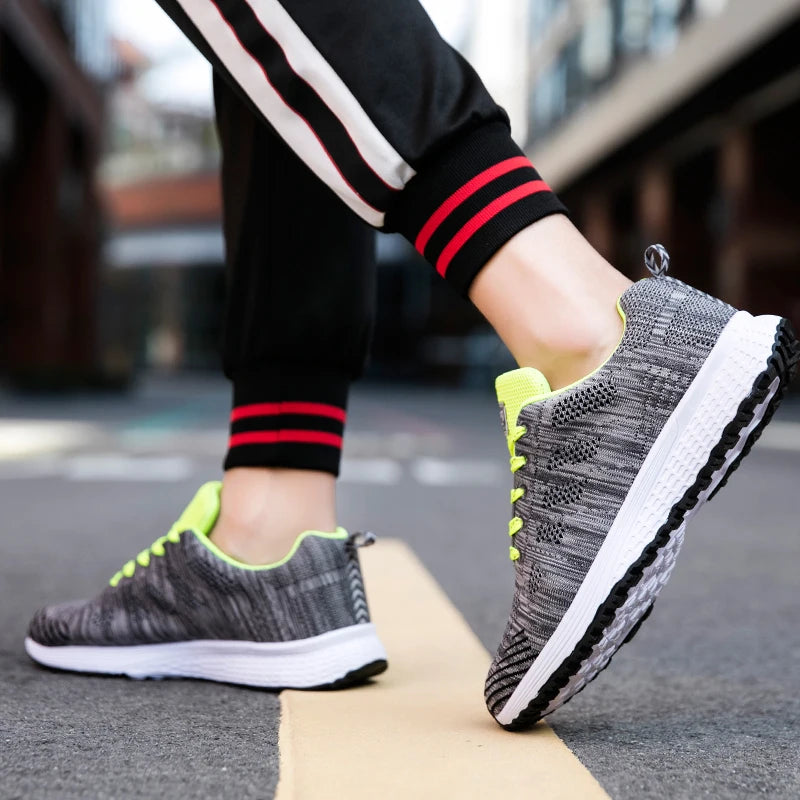 YRZL Zapatillas de deporte para hombre, zapatillas de deporte transpirables de malla cómodas y ligeras a la moda, zapatos deportivos para parejas, zapatos de tenis al aire libre para hombres