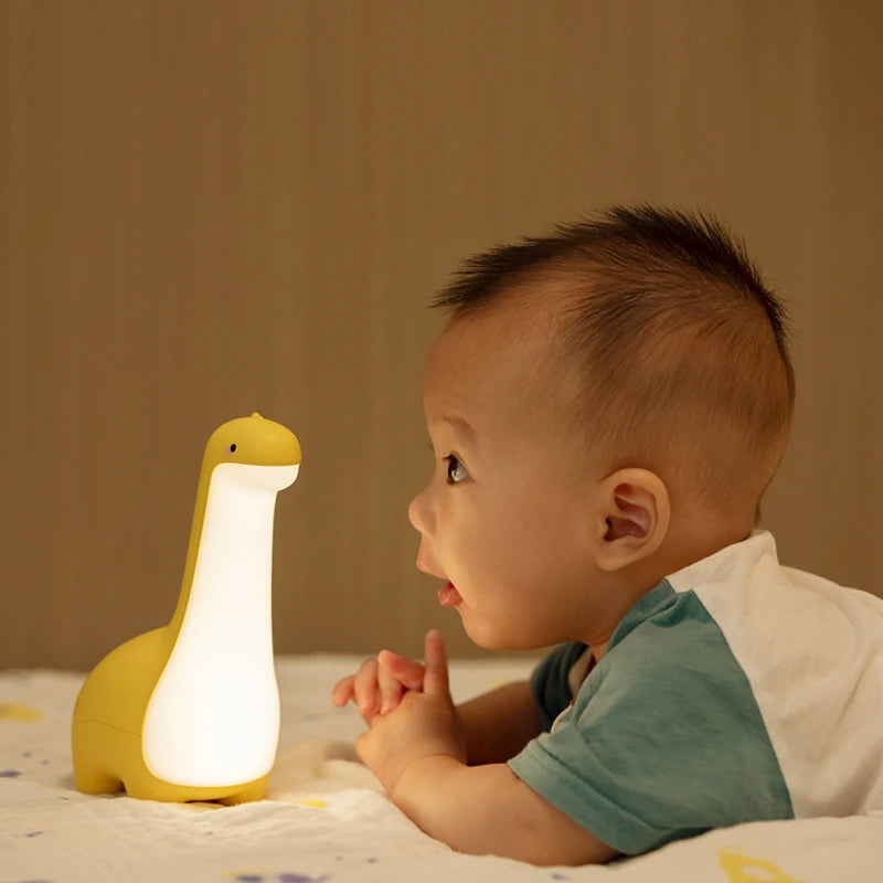 Luz nocturna de dinosaurio, bonita luz nocturna para niños, protección ocular, lámpara de sincronización para mesita de noche, carga USB, decoración de habitación, regalo para niños