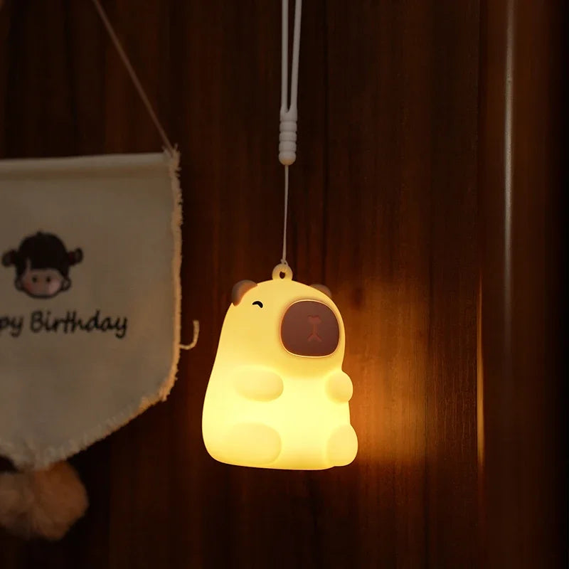 Luz nocturna linda de capibara, juguetes de regalos de Navidad de lámpara blando, luz nocturna de silicona regulable LED recargable para niños