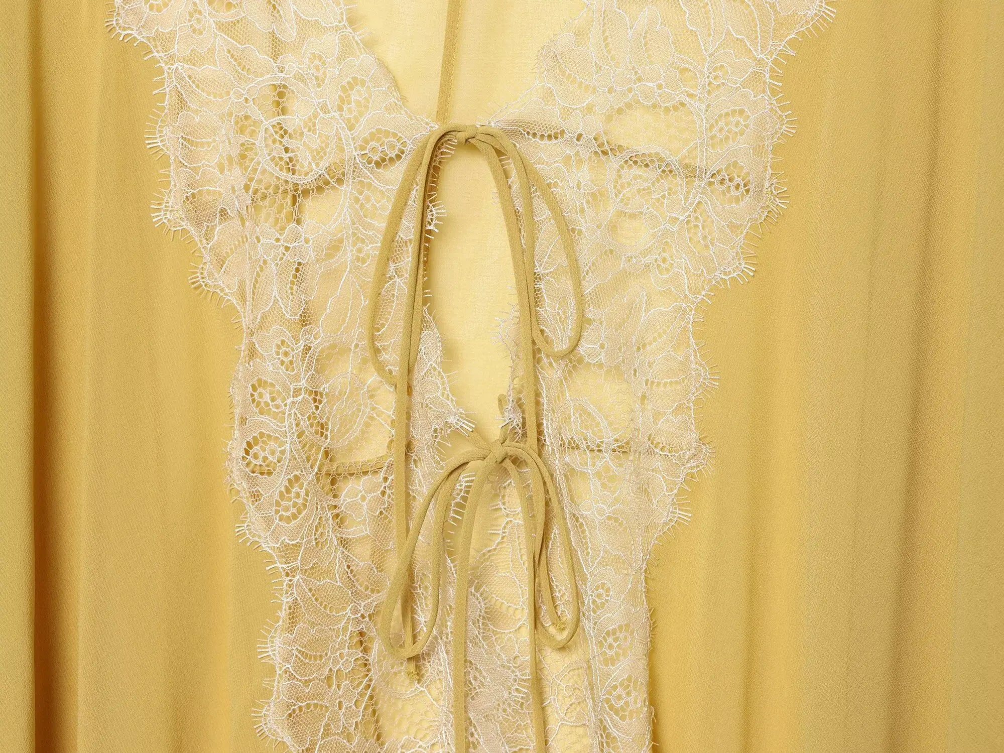 Blusa Elegante con Encaje y Manga Larga para Mujer