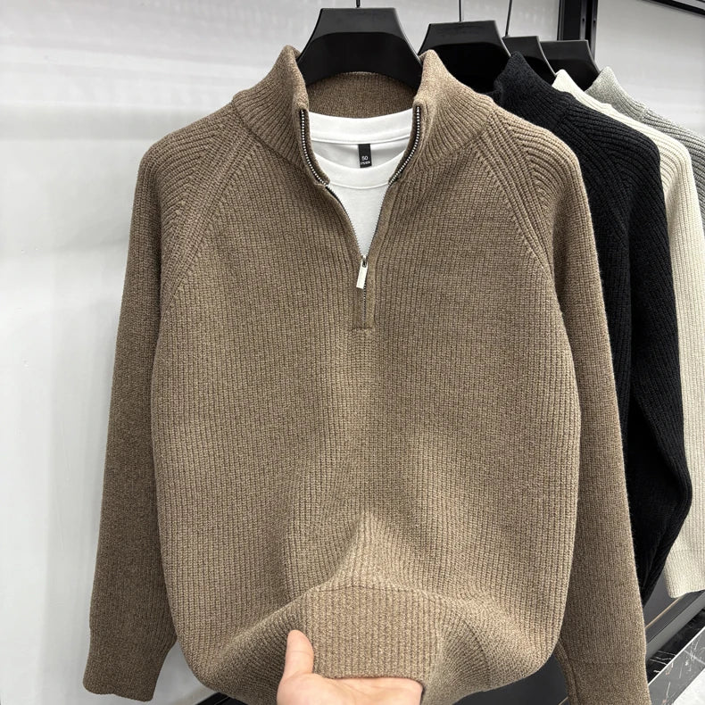 Suéter Masculino con Media Cremallera y Cuello Alto | Estilo Coreano
