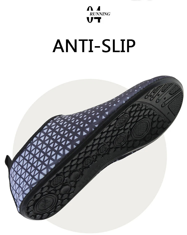 Par de zapatos acuáticos ligeros para hombre y mujer, zapatos de playa para exteriores de secado rápido, antideslizantes, descalzos, verano, 2023