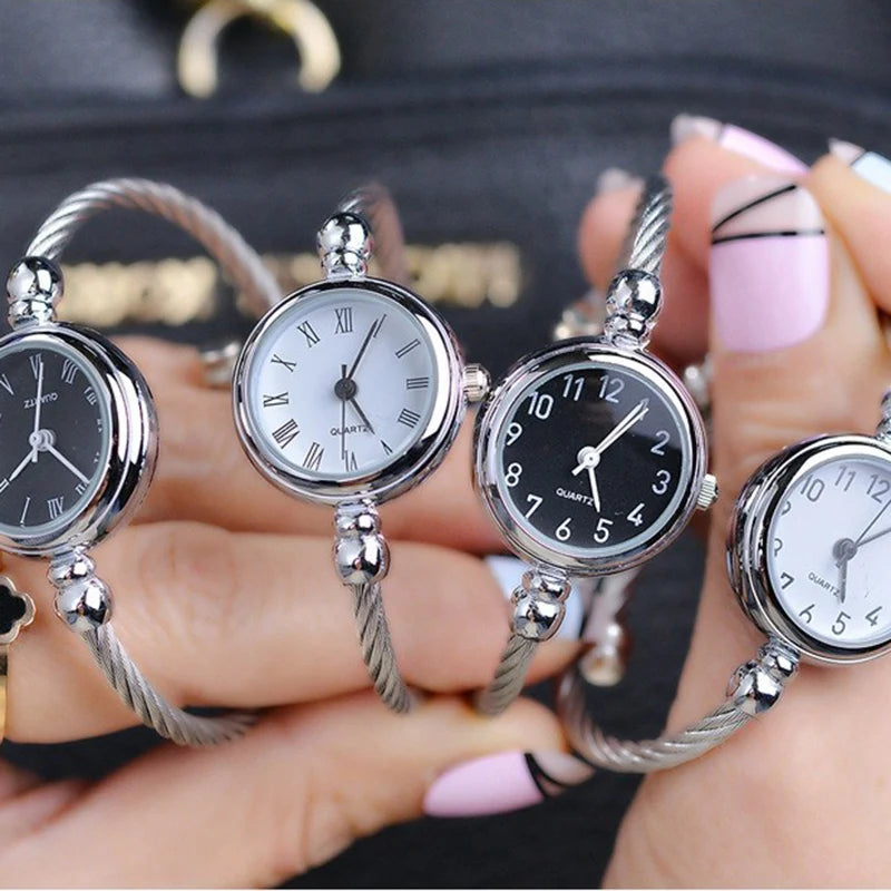 Relojes YIKAZE para mujer, reloj de pulsera con brazalete de oro pequeño, reloj de pulsera de cuarzo Retro de acero inoxidable para mujer, reloj de vestir a la moda