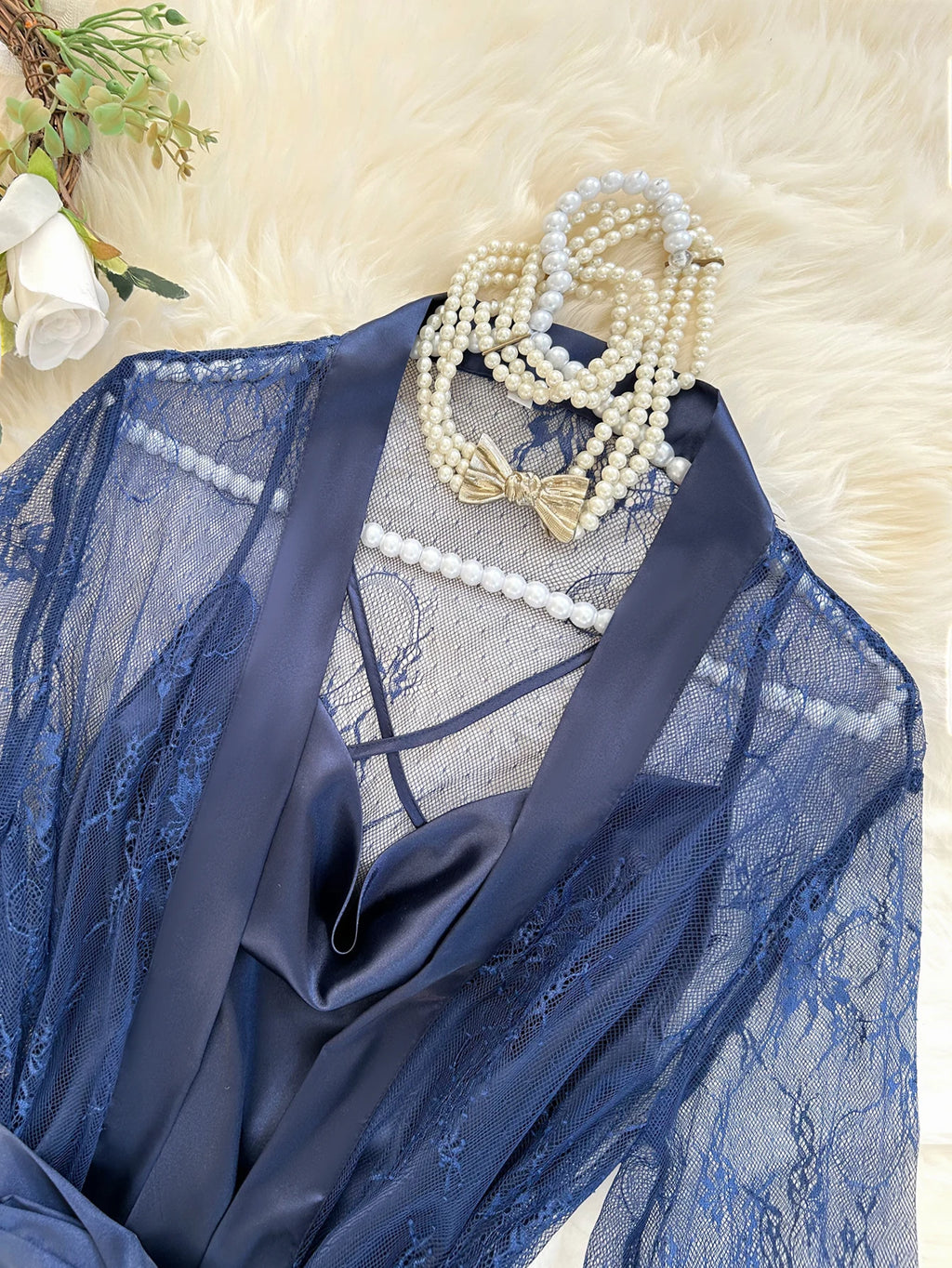 Conjunto de Camisón y Bata de Encaje para Mujer — Ropa de Dormir Sexy