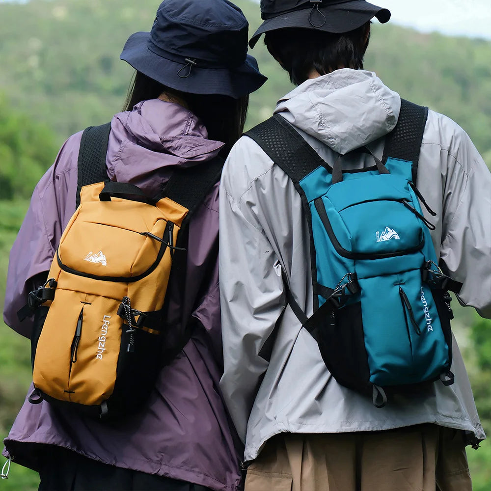 Mini Mochila para Exteriores con Diseño de Montaña, Ligera, con Correa Ajustable, para Senderismo, Viajes, Campamento, Excursiones Diarias al Aire Libre