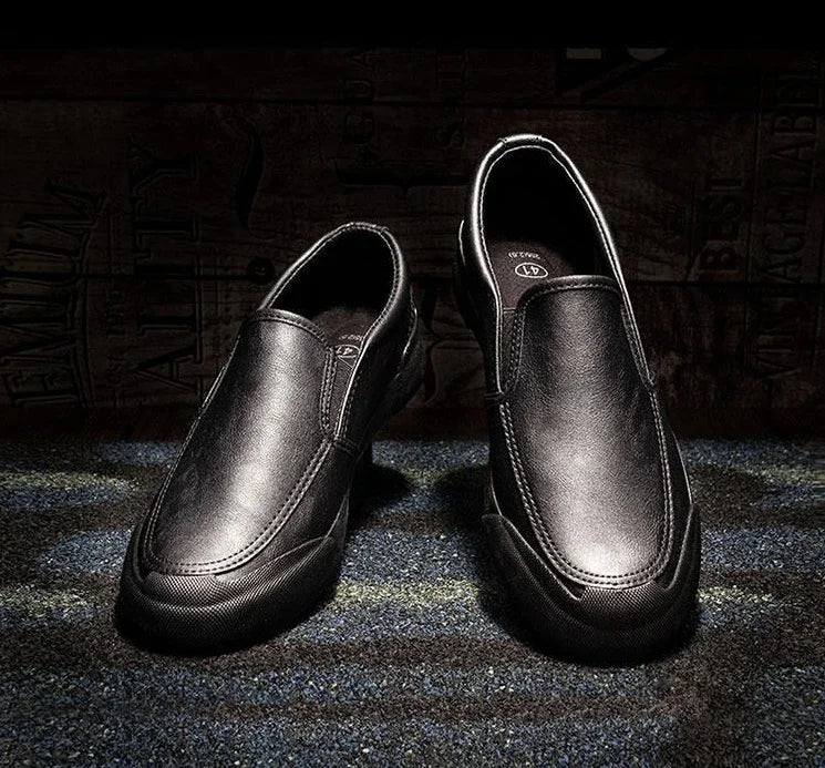 Nuevo en zapatos informales para hombre, sin cordones, talla 45, liquidación barata, elegantes, tendencia 20225, zapatos de cuero elegantes para hombre, clásicos y originales