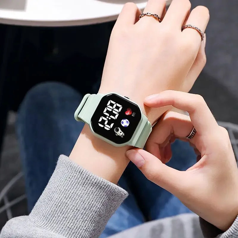 Relojes YIKAZE para niños, reloj Digital LED para niños, correa de silicona, reloj de pulsera electrónico de dibujos animados, reloj deportivo para niños y niñas, regalos