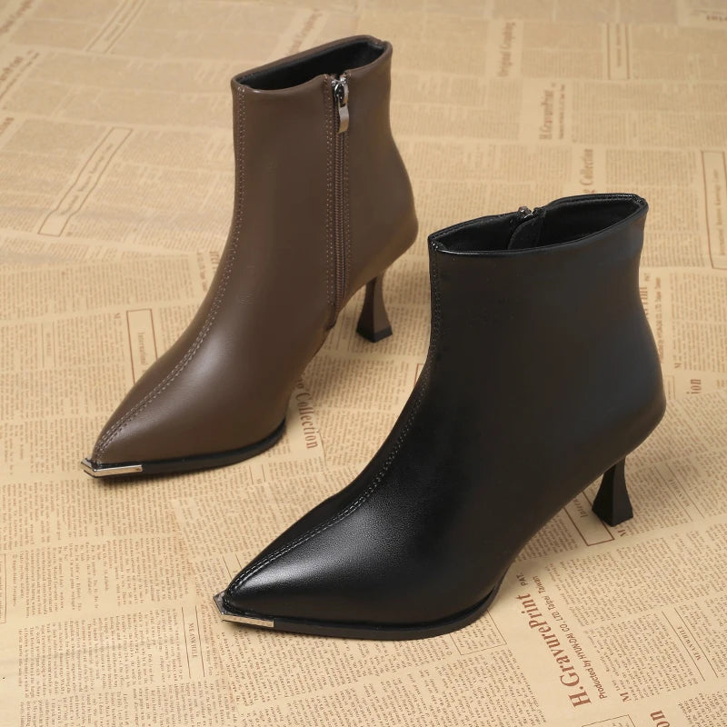Botas cortas de tacón alto con punta estrecha para mujer, botines de cuero suave con efecto adelgazante, tacones altos elegantes y elegantes, moda de invierno