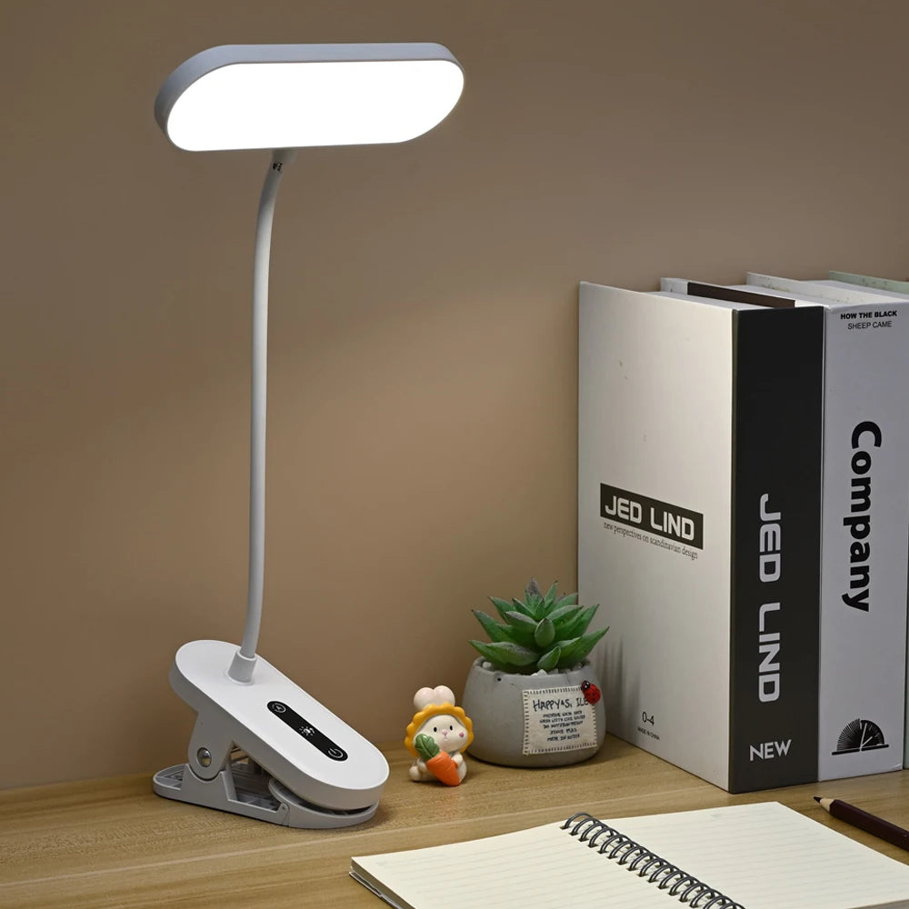 Lámpara de Escritorio LED con Clip y Protección Ocular