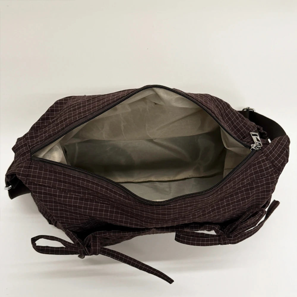 Bolso de hombro individual con rejilla retro de estilo coreano, gran capacidad, versátil para la escuela, el trabajo y los desplazamientos, diseño unisex