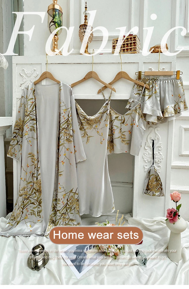 Pijama de Satén 4 Piezas para Mujer | Bata, Camisón y Conjunto