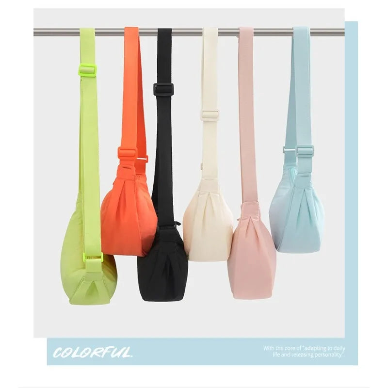 Bolso bandolera ligero para mujer con diseño luna, multicolor y uso diario