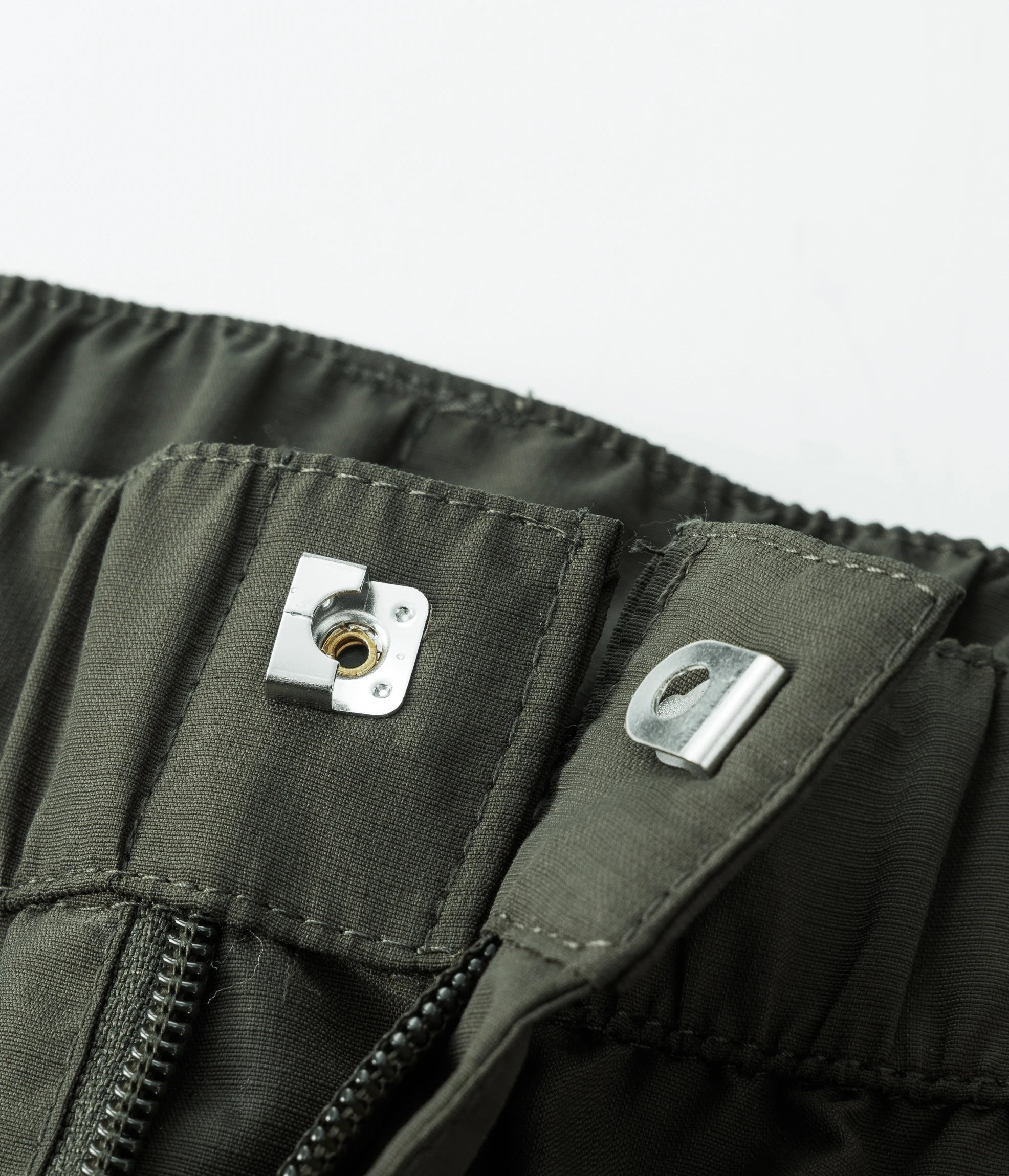 Mono de conversión para exteriores para hombre, 5 bolsillos con cremallera, pantalones extraíbles de dos secciones, tela de nailon de secado rápido, impermeable y resistente al desgaste, adecuado para pescar y hacer sender