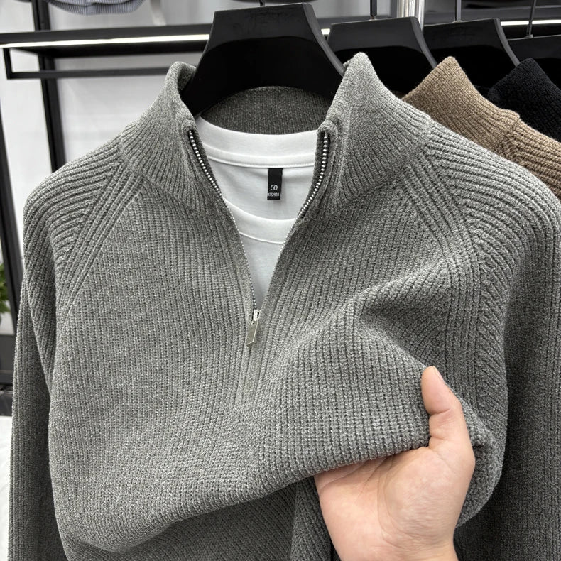 Suéter Masculino con Media Cremallera y Cuello Alto | Estilo Coreano