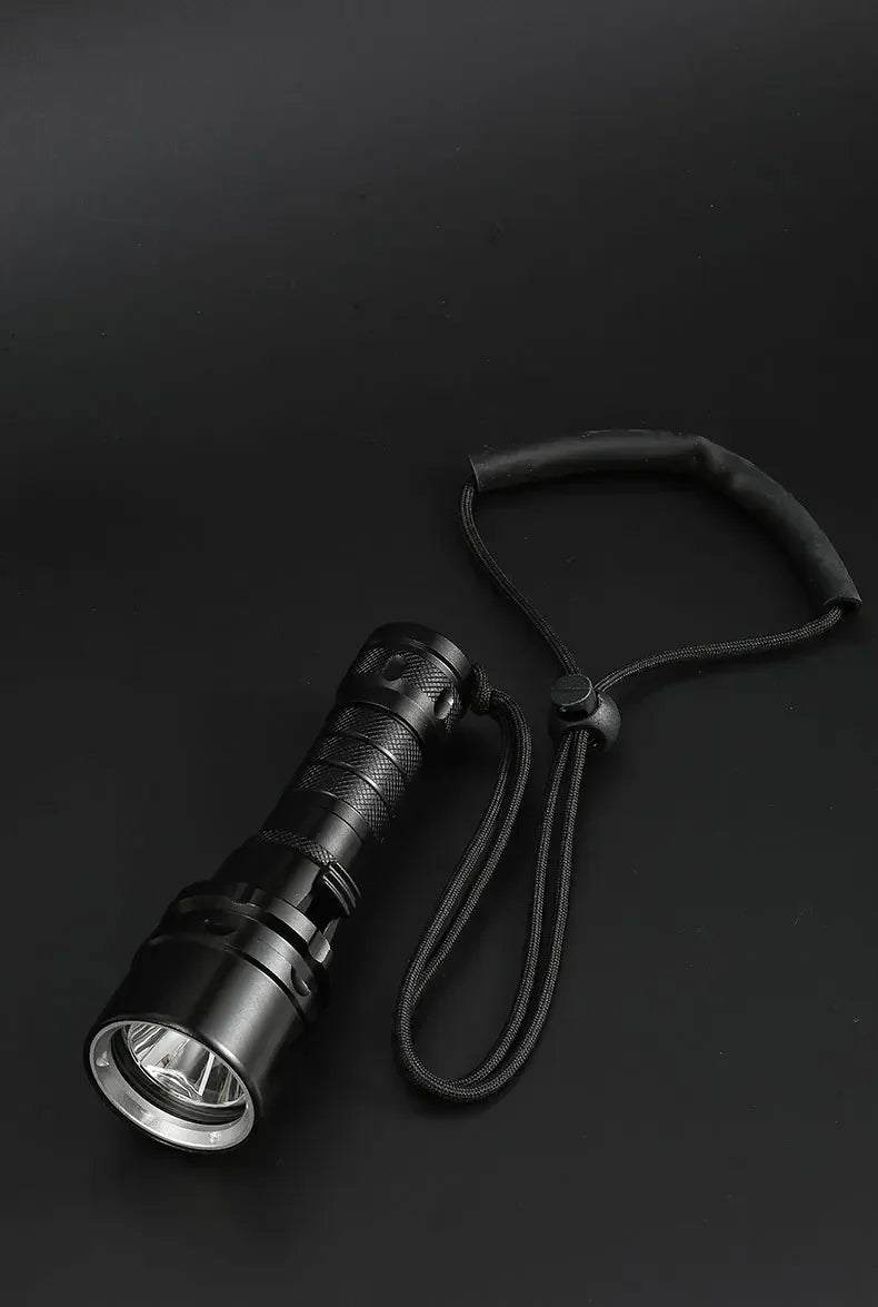 Linterna de Buceo LED Impermeable IP68