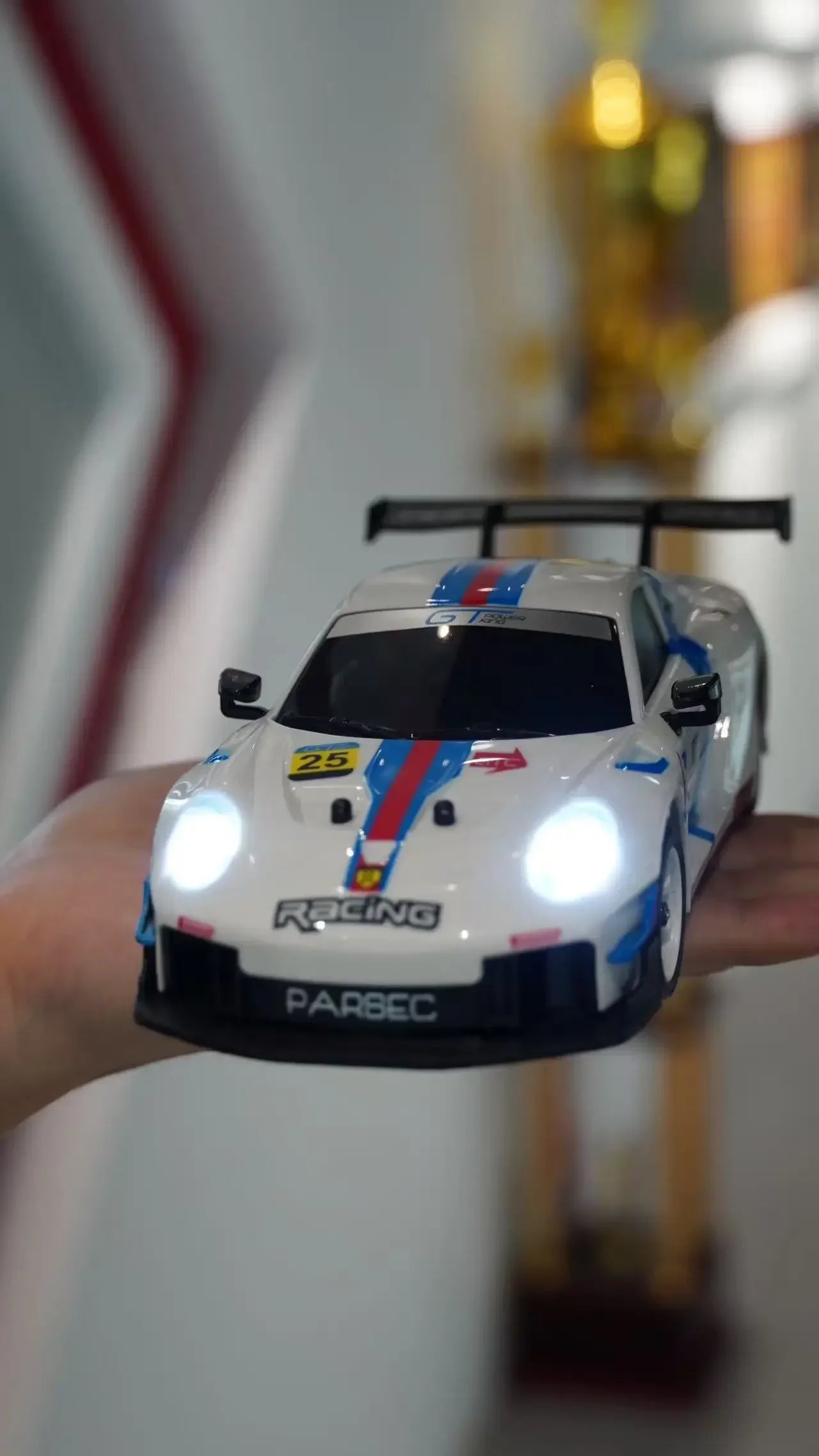 Wltoys RC 284019 Control remoto 1/28 30 Km/H Mosquito de carreras de alta velocidad 2,4 GHz todoterreno RTR Rally Drift Car