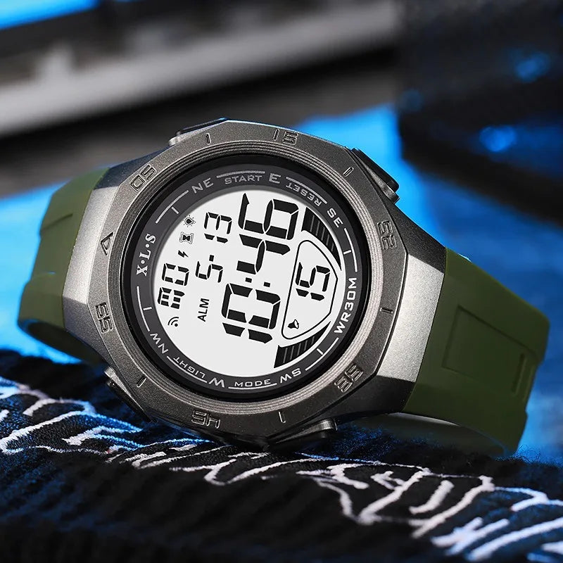Reloj deportivo MAYZHISU para hombre, relojes de pulsera digitales LED resistentes al agua, cronómetro, despertador, relojes deportivos luminosos para hombres y adolescentes