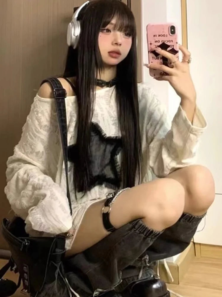 Suéter con estampado de estrellas y agujeros Y2K para mujer, ropa de calle a la moda, Tops con hombros descubiertos, prendas de vestir holgadas de manga larga Kpop de gran tamaño 2024