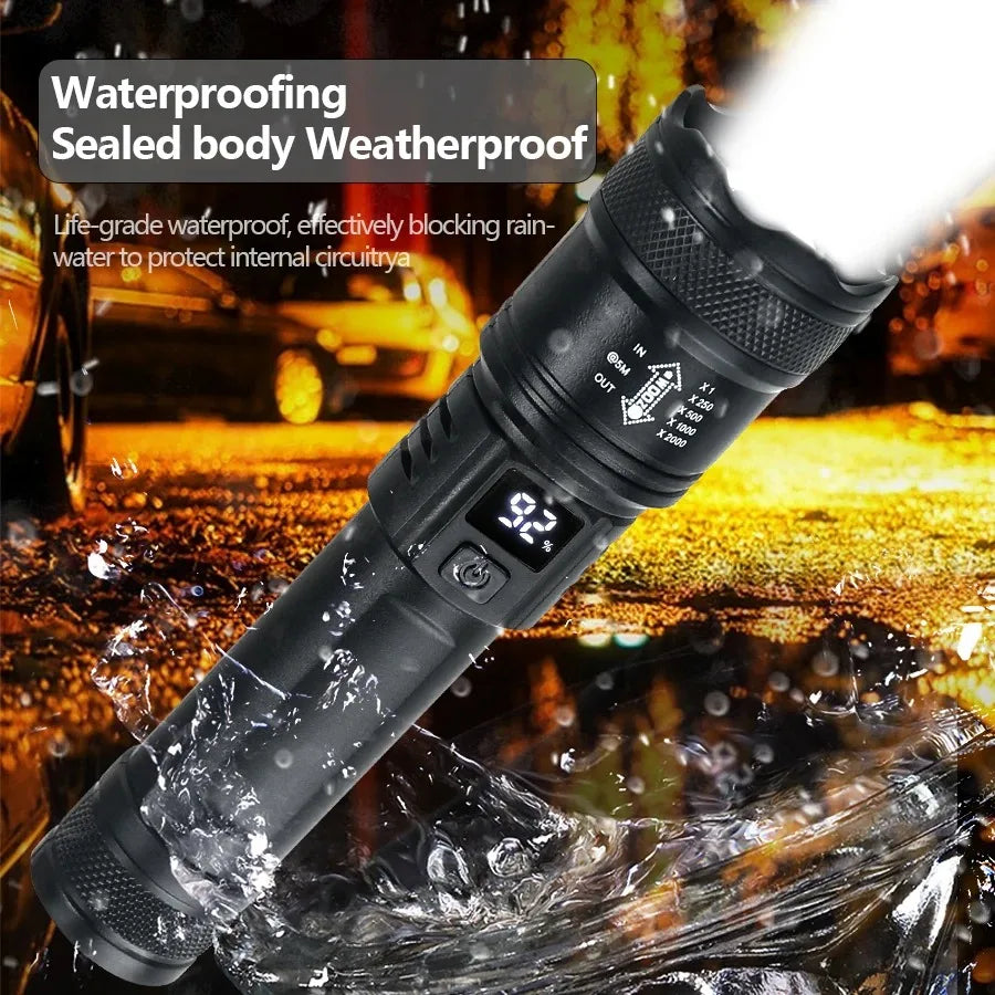 Linterna LED recargable, linterna con zoom de 10000LM, resistente al agua, 5 modos con pantalla LCD, carga para acampar, senderismo, emergencia