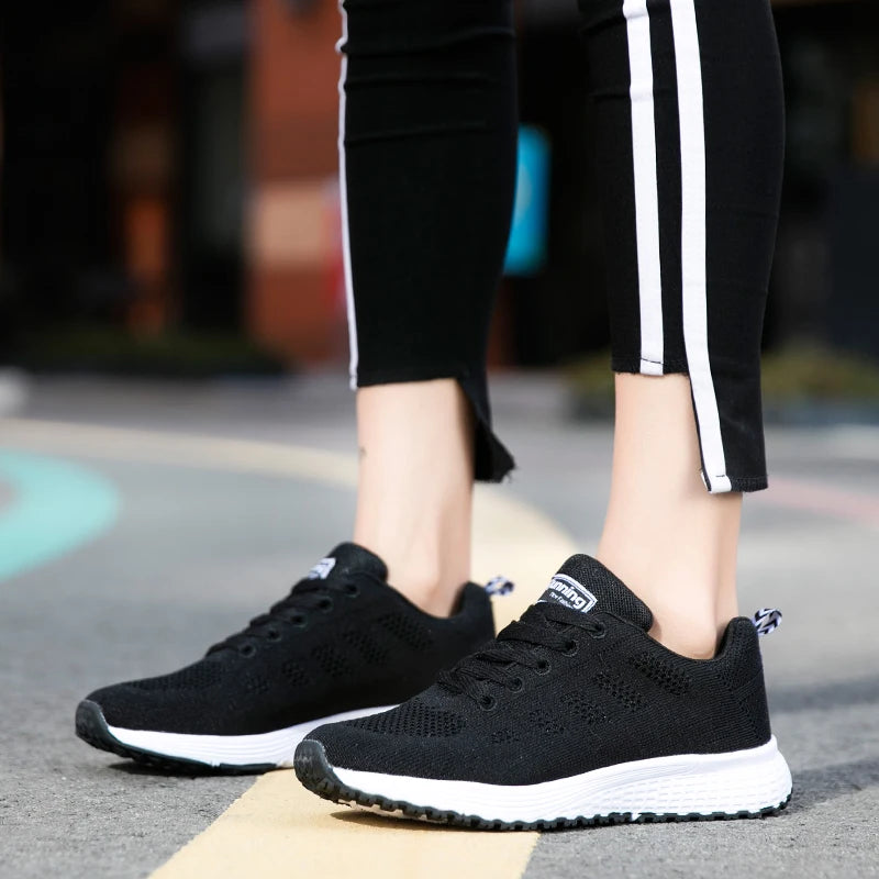 YRZL Zapatillas de deporte para hombre, zapatillas de deporte transpirables de malla cómodas y ligeras a la moda, zapatos deportivos para parejas, zapatos de tenis al aire libre para hombres